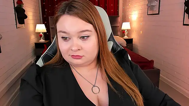 Snapshot of KimberlyMaran chatting on 02/28/25, 07:35 KimberlyMaran online show from 02/28/25, 07:35