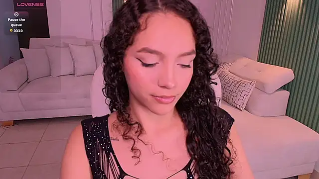 anahi curlie1 online show from 04/11/26, 03:22