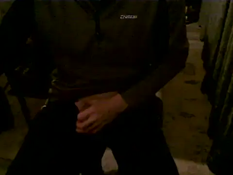 hornyman18cm39 online show from 01/01/25, 06:58