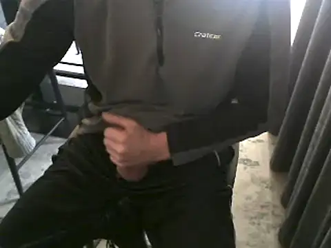 hornyman18cm39 online show from 01/02/25, 10:58