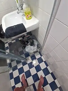 hornyman18cm39 online show from 04/18/26, 03:05