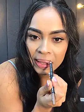 JuanaSimons online show from 12/18/24, 01:05