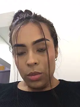 JuanaSimons online show from 02/05/25, 01:47