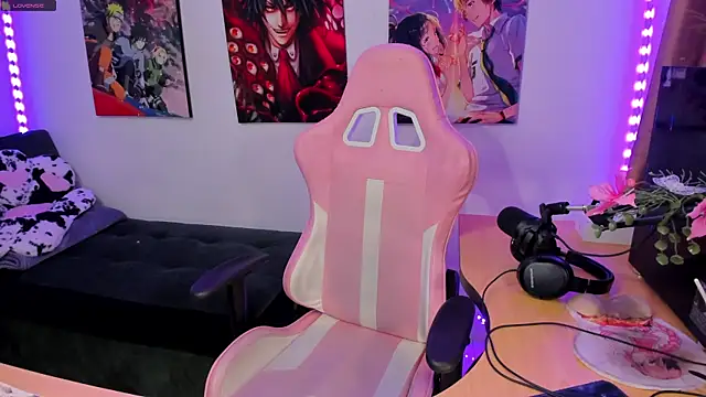 Snapshot of haru_u2 chatting on 12/29/24, 04:16 haru u2 online show from 12/29/24, 04:16