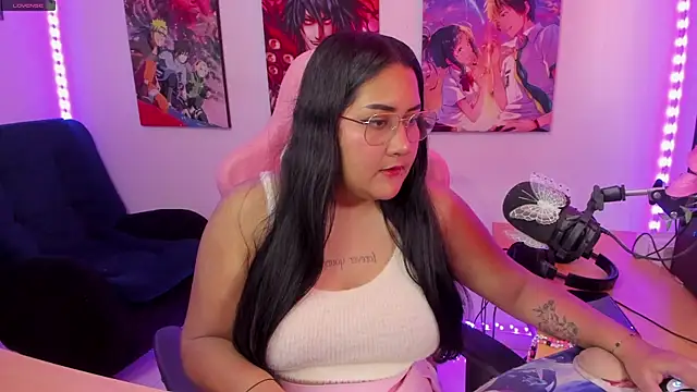 Snapshot of haru_u2 chatting on 01/17/25, 04:15 haru u2 online show from 01/17/25, 04:15