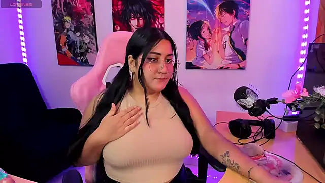 Snapshot of haru_u2 chatting on 02/02/25, 06:42 haru u2 online show from 02/02/25, 06:42