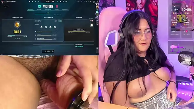 Snapshot of haru_u2 chatting on 02/12/25, 11:51 haru u2 online show from 02/12/25, 11:51