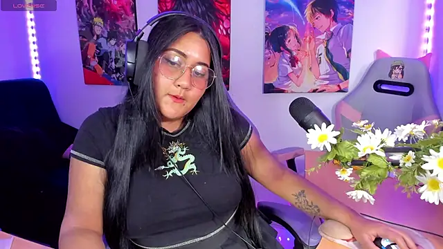 Snapshot of haru_u2 chatting on 11/05/25, 10:10 haru u2 online show from 11/05/25, 10:10