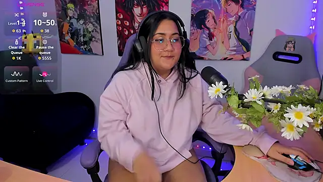 Snapshot of haru_u2 chatting on 11/13/25, 09:58 haru u2 online show from 11/13/25, 09:58