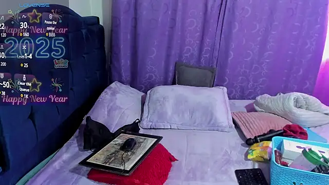 Kenia oz online show from 01/14/25, 02:32