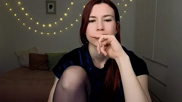 AliciaNewell online show from 04/03/26, 05:11