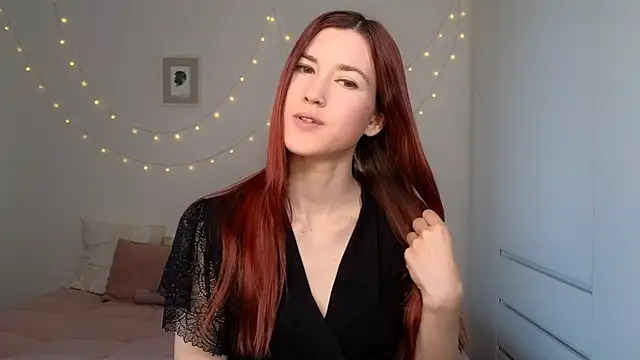 AliciaNewell online show from 04/26/26, 07:28