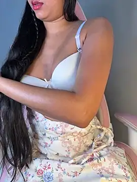 Snapshot of sneha_babe chatting on 10/28/25, 12:25 sneha babe online show from 10/28/25, 12:25