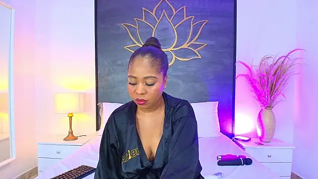 AlisonTravis online show from 04/11/26, 07:29