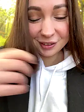 dreams4u online show from 10/22/25, 10:37