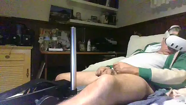 Snapshot of parejamlga58 chatting on 12/04/24, 01:47 parejamlga58 online show from 12/04/24, 01:47