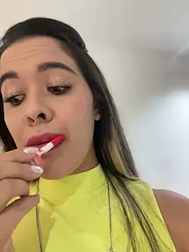 Snapshot of Emilia_Bakerr chatting on 01/28/25, 06:17 Emilia Bakerr online show from 01/28/25, 06:17