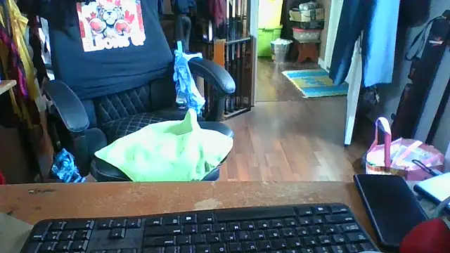 Daremeknot online show from 06/10/26, 04:39