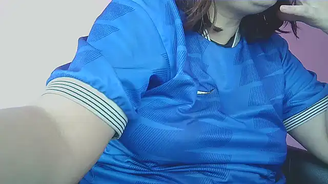 Lucinka1 online show from 12/02/24, 01:02