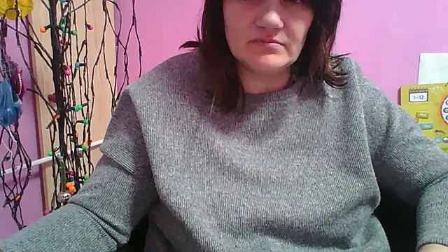 Lucinka1 online show from 03/17/25, 06:11