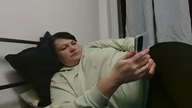 Lucinka1 online show from 11/25/25, 03:23