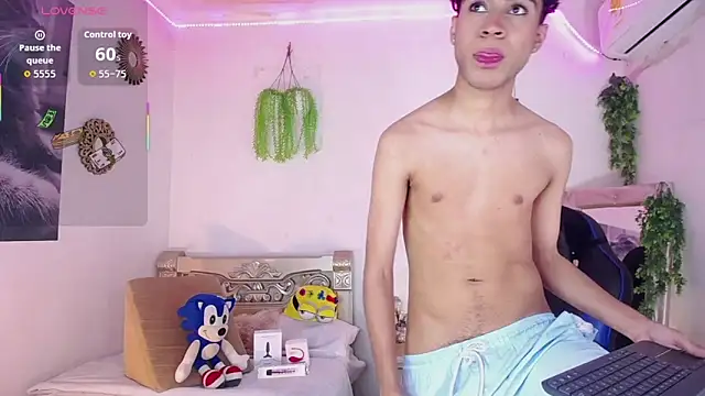 huge armound online show from 10/21/25, 02:56