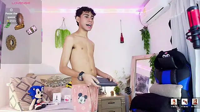 huge armound online show from 03/29/26, 02:00