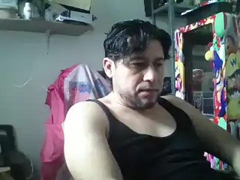 Snapshot of simpatico1000 chatting on 01/31/25, 08:43 simpatico1000 online show from 01/31/25, 08:43