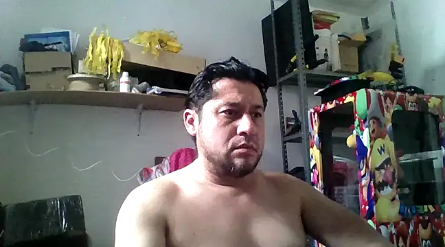 Snapshot of simpatico1000 chatting on 02/09/25, 10:21 simpatico1000 online show from 02/09/25, 10:21