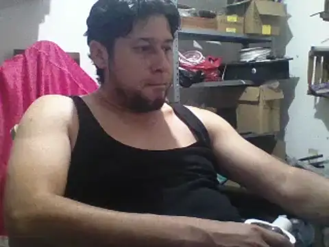 Snapshot of simpatico1000 chatting on 03/17/25, 04:29 simpatico1000 online show from 03/17/25, 04:29