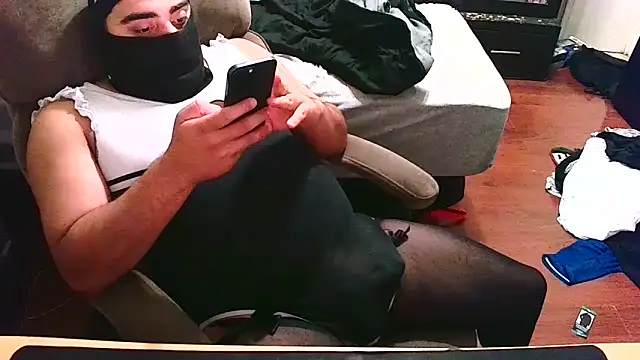 babykayla972 online show from 10/06/25, 09:07