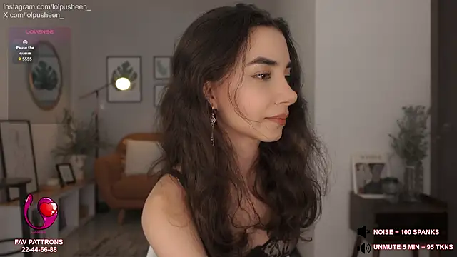 Snapshot of JulietteDee chatting on 05/15/26, 09:11 JulietteDee online show from 05/15/26, 09:11