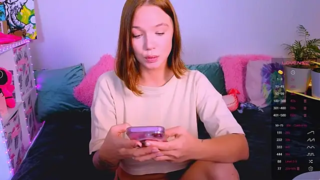 Karen morris online show from 09/30/25, 03:28