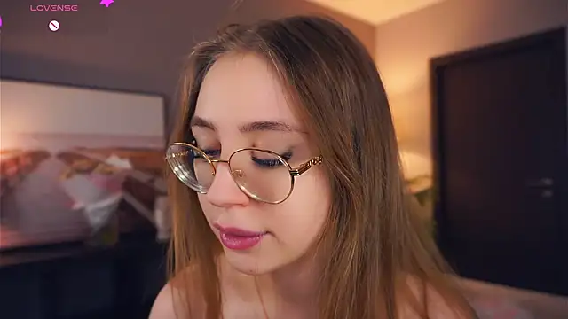 Snapshot of BanemAcard chatting on 12/18/24, 09:36 BanemAcard online show from 12/18/24, 09:36