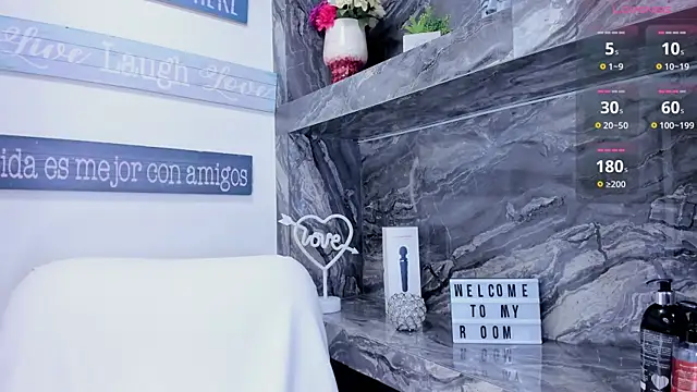 miss danika online show from 11/21/25, 11:09