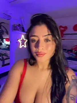 lucianaroy online show from 02/15/26, 07:10