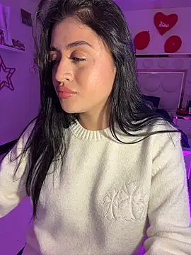 lucianaroy online show from 02/17/26, 04:31