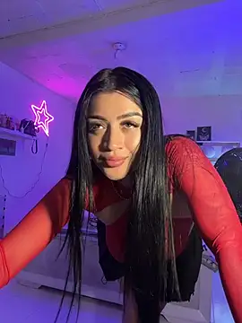 lucianaroy online show from 05/28/26, 03:37