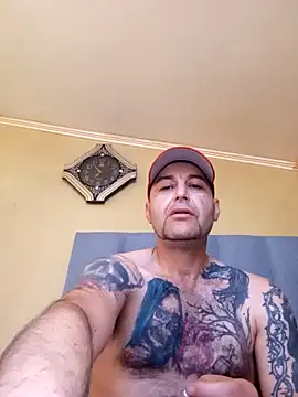 TrainedFinder5 online show from 10/21/25, 08:09