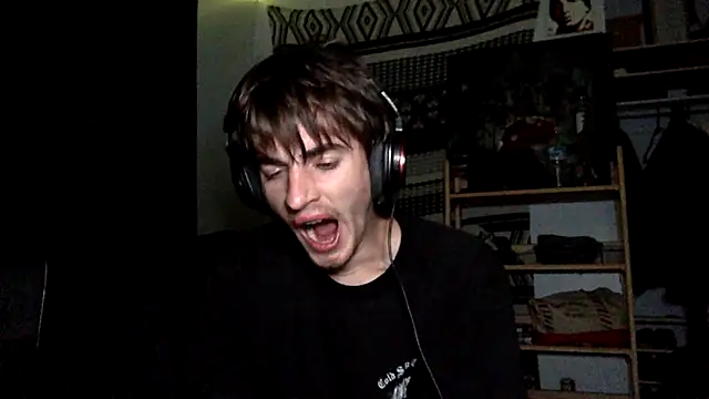 spicylaboi online show from 04/18/26, 05:00