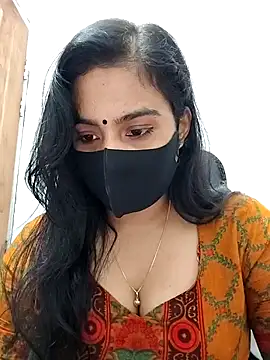 Snapshot of Ritusri_Dotta chatting on 01/01/25, 02:42 Ritusri Dotta online show from 01/01/25, 02:42