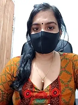 Snapshot of Ritusri_Dotta chatting on 01/01/25, 05:44 Ritusri Dotta online show from 01/01/25, 05:44