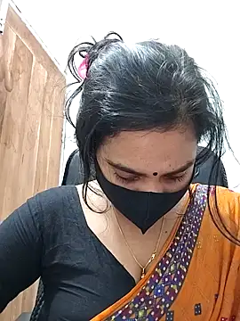 Snapshot of Ritusri_Dotta chatting on 02/07/25, 03:41 Ritusri Dotta online show from 02/07/25, 03:41