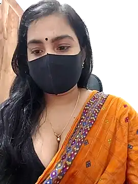 Snapshot of Ritusri_Dotta chatting on 02/07/25, 06:45 Ritusri Dotta online show from 02/07/25, 06:45