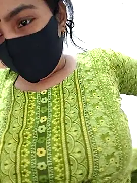 Snapshot of Ritusri_Dotta chatting on 03/15/25, 03:27 Ritusri Dotta online show from 03/15/25, 03:27