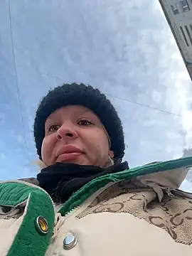 LikaCat online show from 12/25/24, 04:12