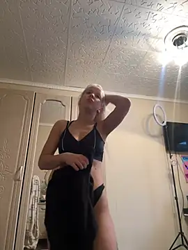 LikaCat online show from 01/05/25, 04:04