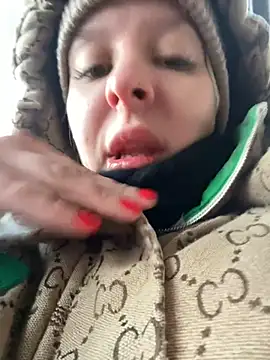 LikaCat online show from 01/31/25, 04:14