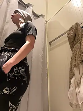 LikaCat online show from 02/21/25, 06:07