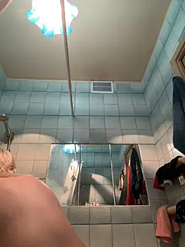 LikaCat online show from 03/11/25, 04:32